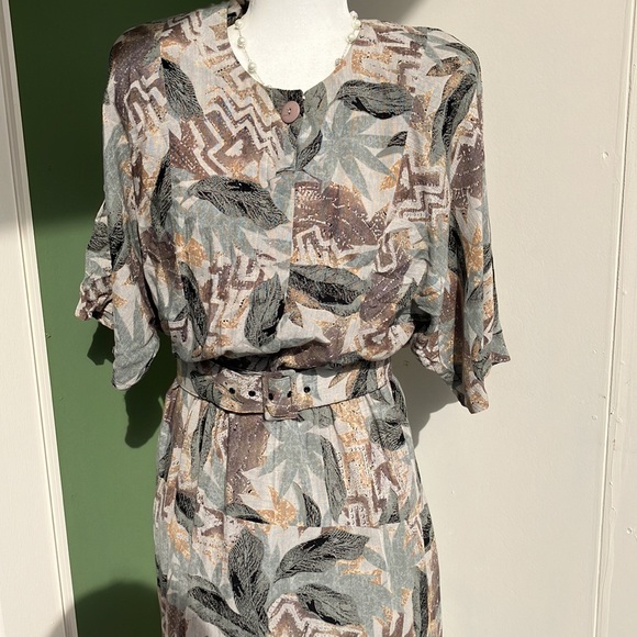 Vintage 80s Geometric Leaf Print Safari Dress - Picture 2 of 8